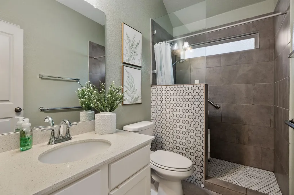 153 Coronella Drive Liberty Hill TX 78642