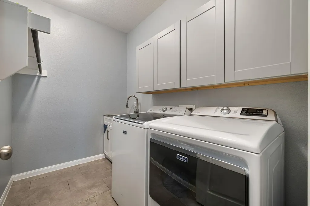 153 Coronella Drive Liberty Hill TX 78642