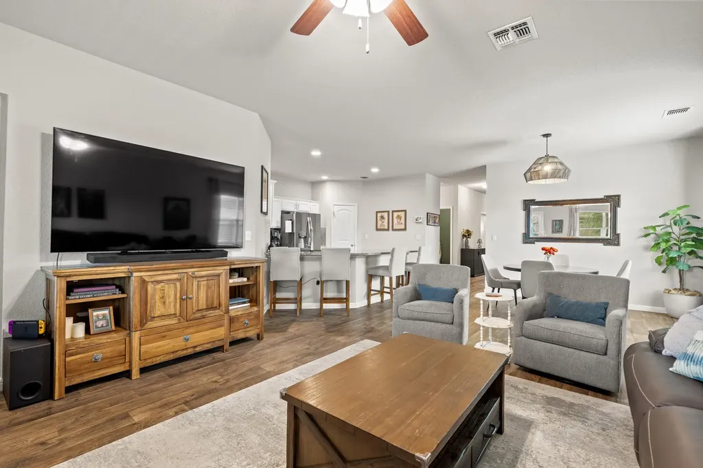 2109 Dickinson Terrace Austin TX 78754