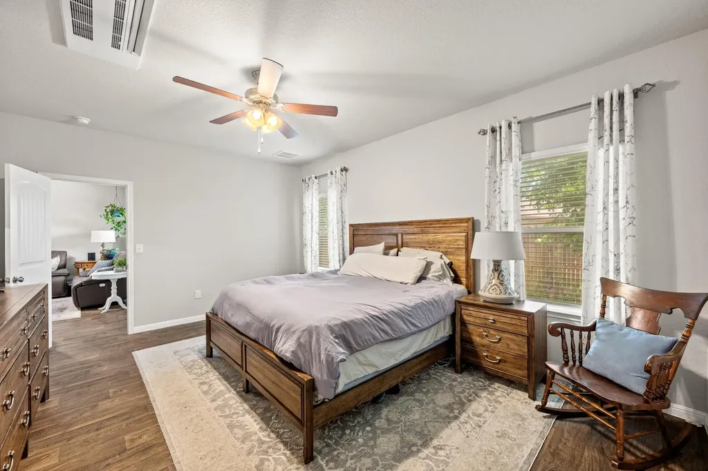 2109 Dickinson Terrace Austin TX 78754