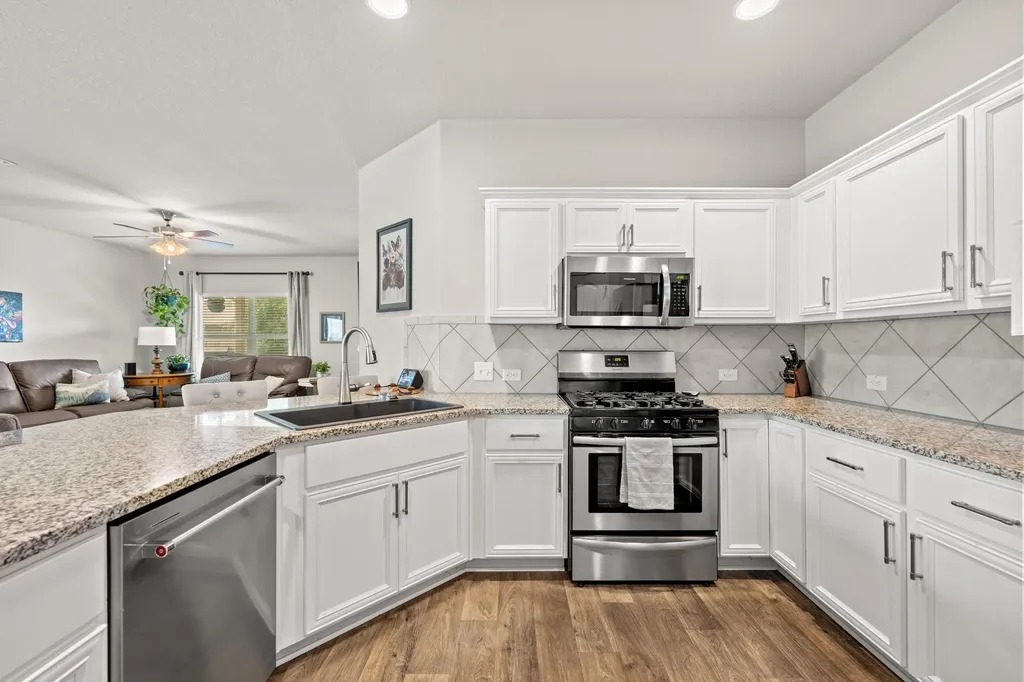 2109 Dickinson Terrace Austin TX 78754