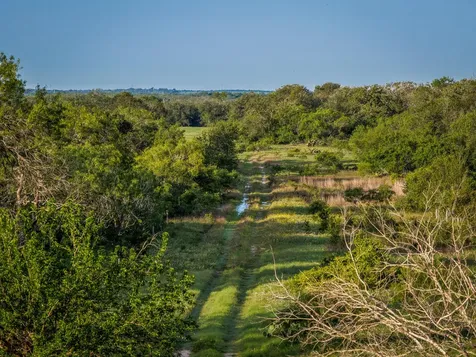 Cr 343 Cr 343 Gonzales TX 78629