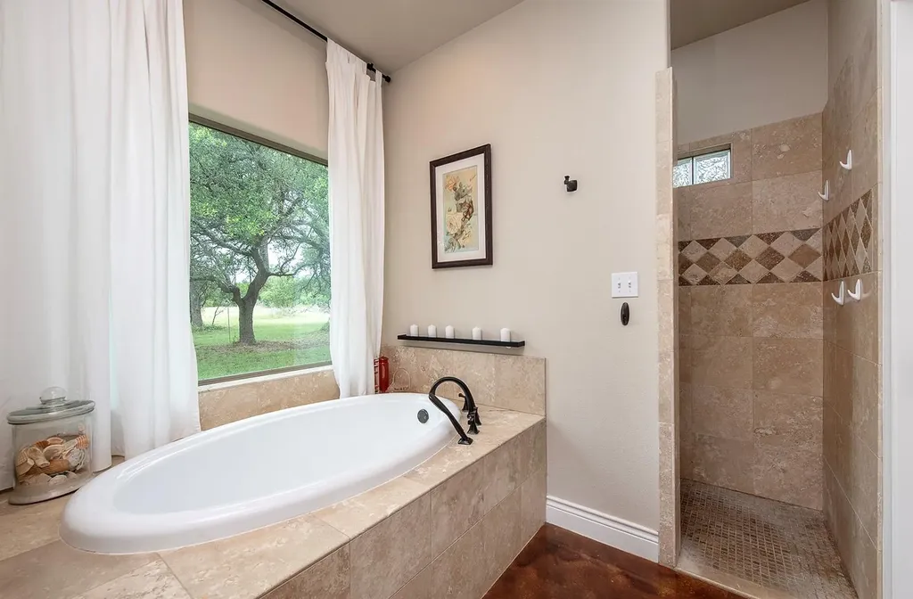 7075 Rr 1869 Liberty Hill TX 78642