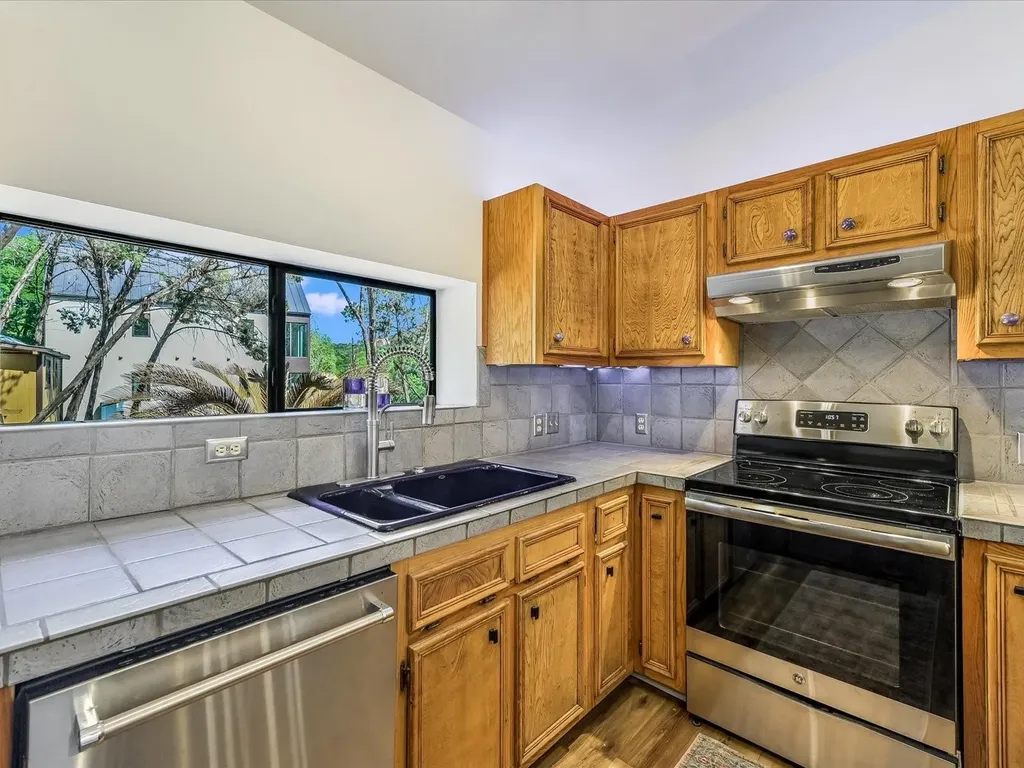 2712 Geronimo Trail Austin TX 78734