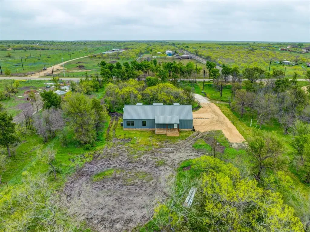 3881 Barth Road Lockhart TX 78644