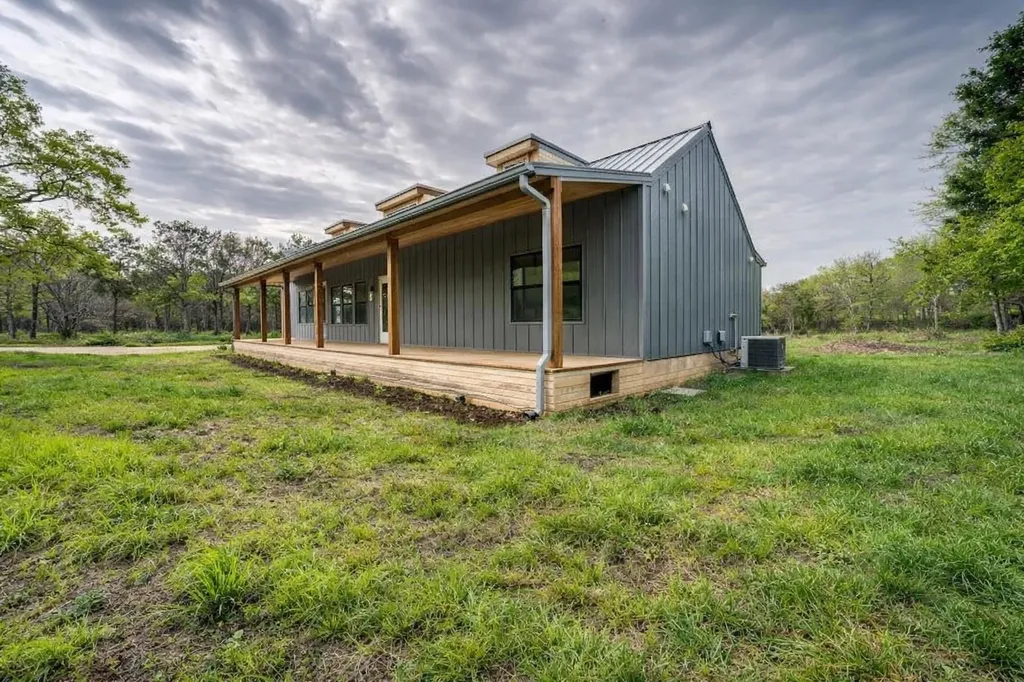 3881 Barth Road Lockhart TX 78644