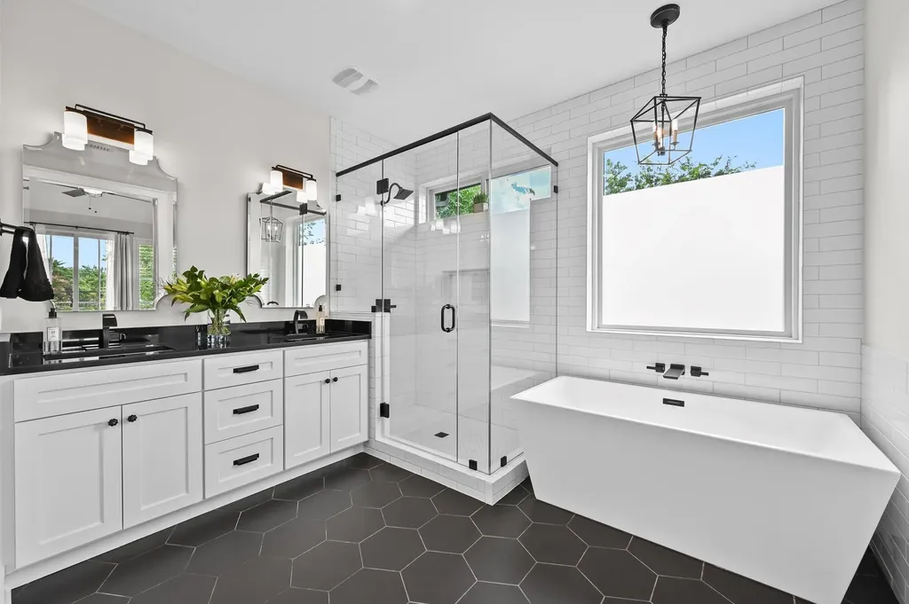 2326 Santa Rosa Street Austin TX 78702