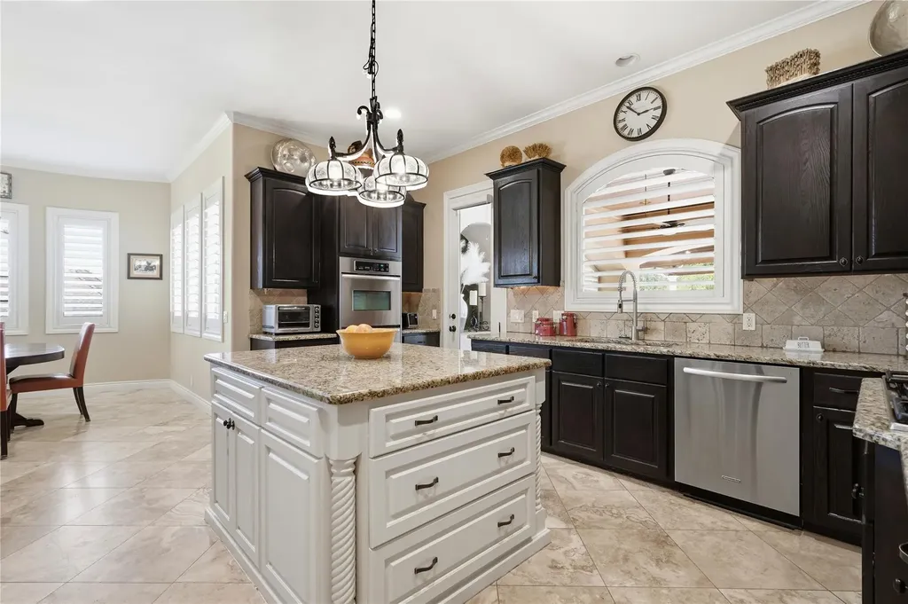 104 Kollmeyer Circle Austin TX 78734