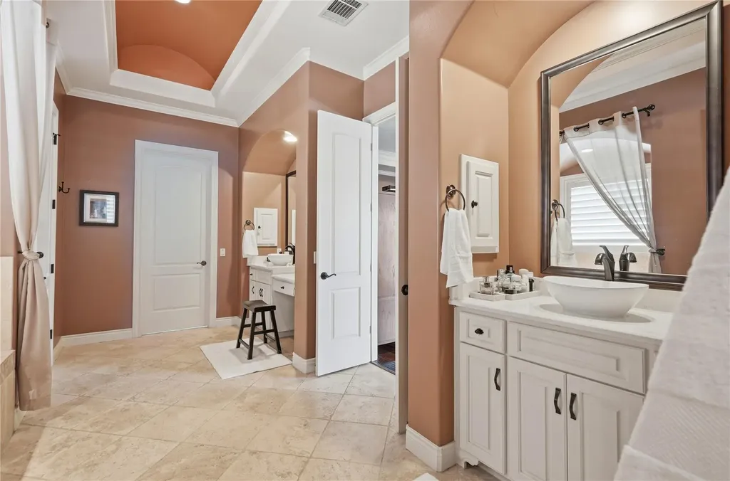 104 Kollmeyer Circle Austin TX 78734
