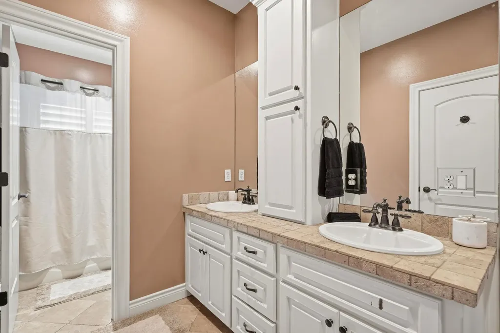 104 Kollmeyer Circle Austin TX 78734