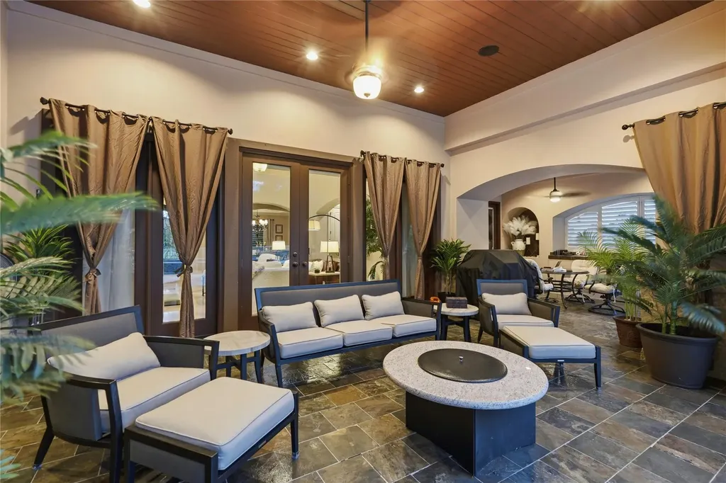 104 Kollmeyer Circle Austin TX 78734