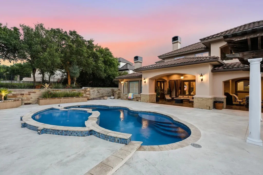 104 Kollmeyer Circle Austin TX 78734