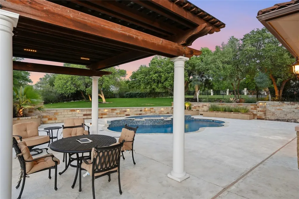 104 Kollmeyer Circle Austin TX 78734