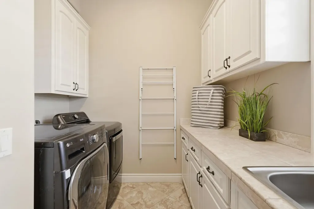 104 Kollmeyer Circle Austin TX 78734