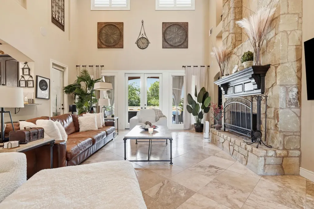 104 Kollmeyer Circle Austin TX 78734