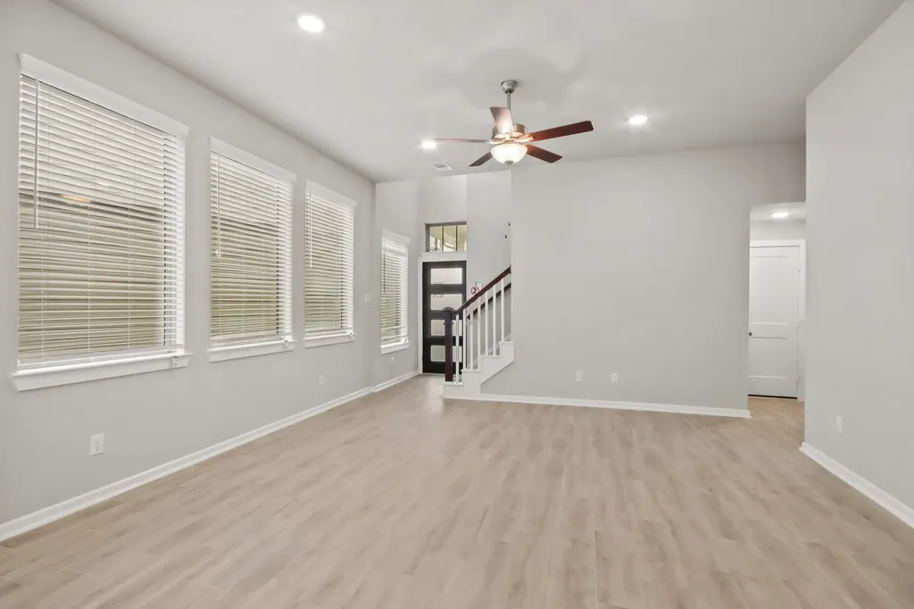 209 Flora Springs Cove Liberty Hill TX 78642