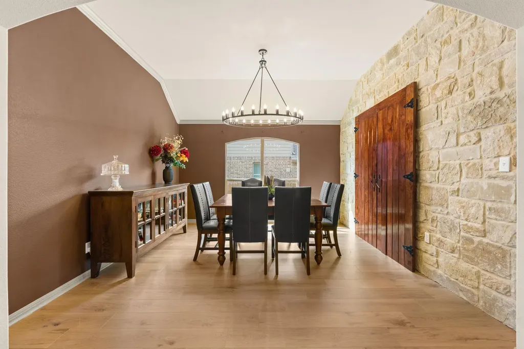 13670 Mesa Verde Drive Austin TX 78737