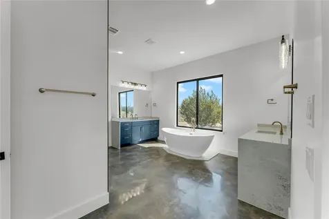 138 Cloudwood Ranch Road Briggs TX 78608