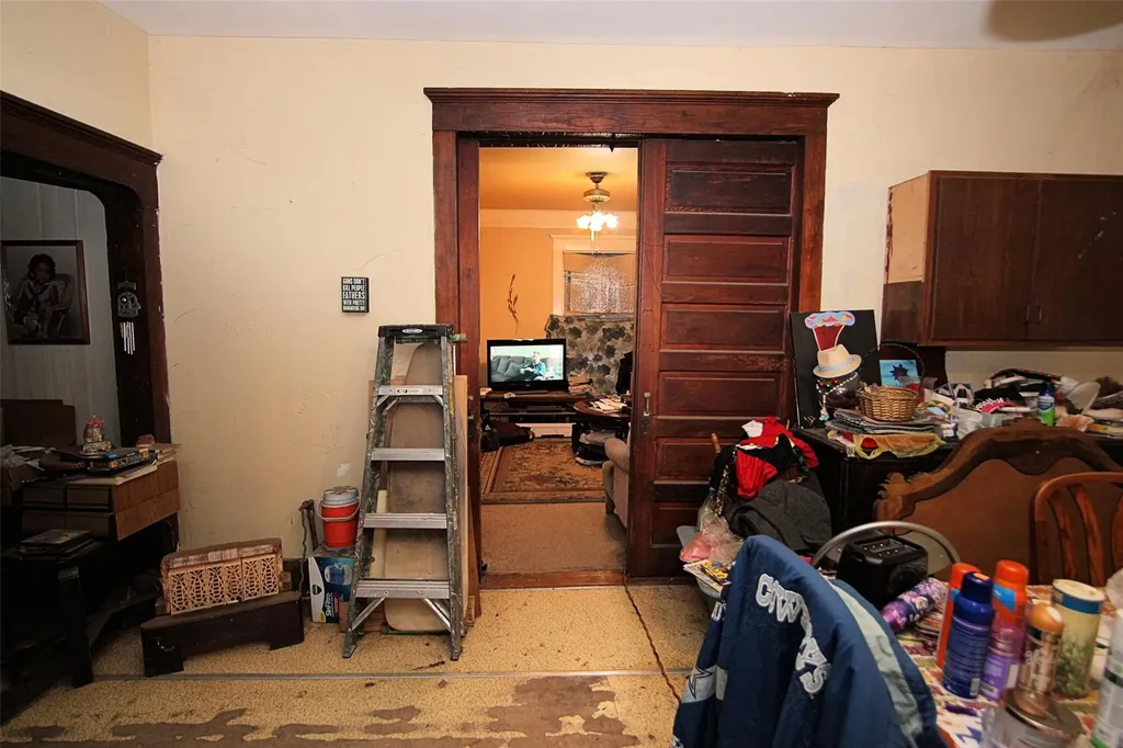 402 Trinity Street Lockhart TX 78644