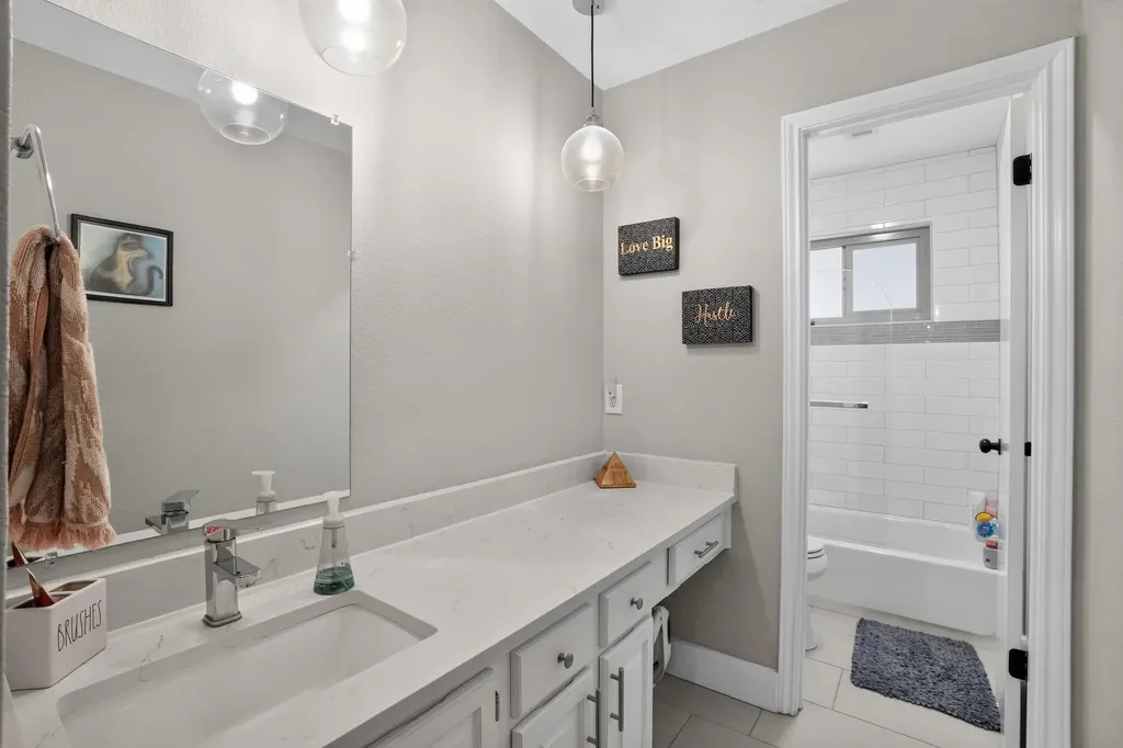 12607 Terra Nova Lane Austin TX 78727