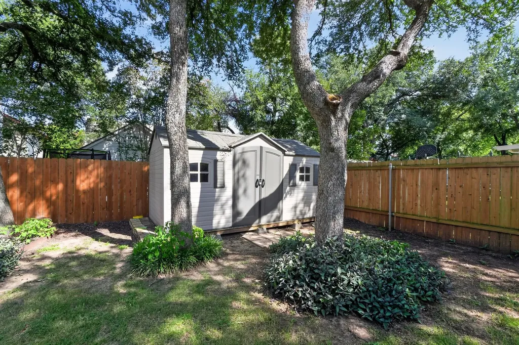 12607 Terra Nova Lane Austin TX 78727