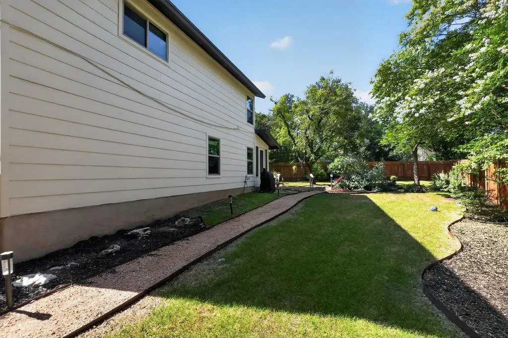12607 Terra Nova Lane Austin TX 78727