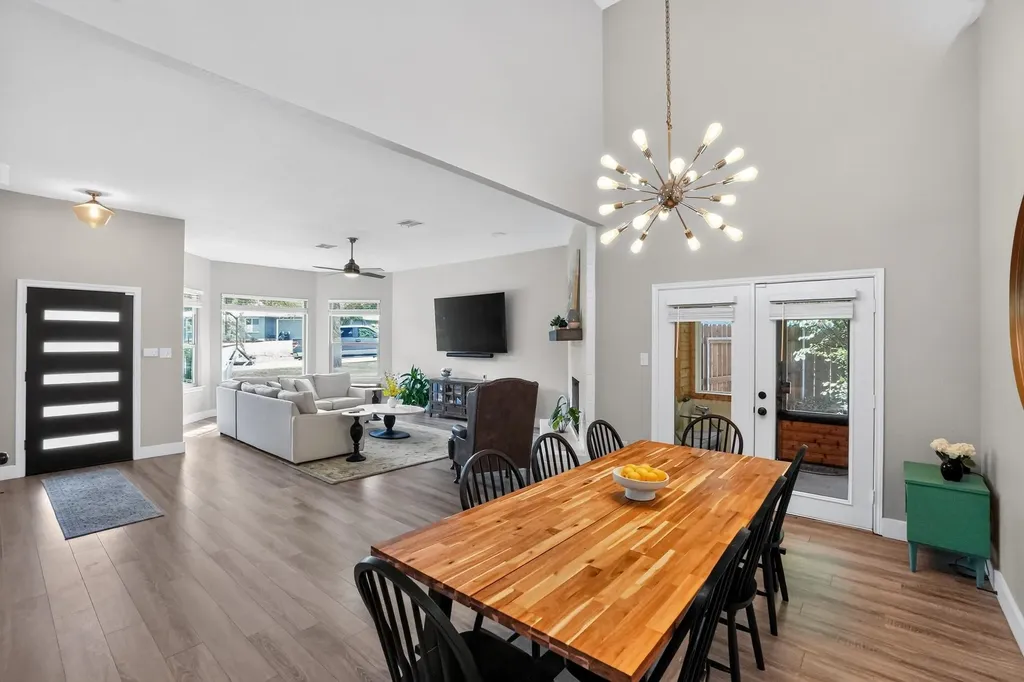 12607 Terra Nova Lane Austin TX 78727