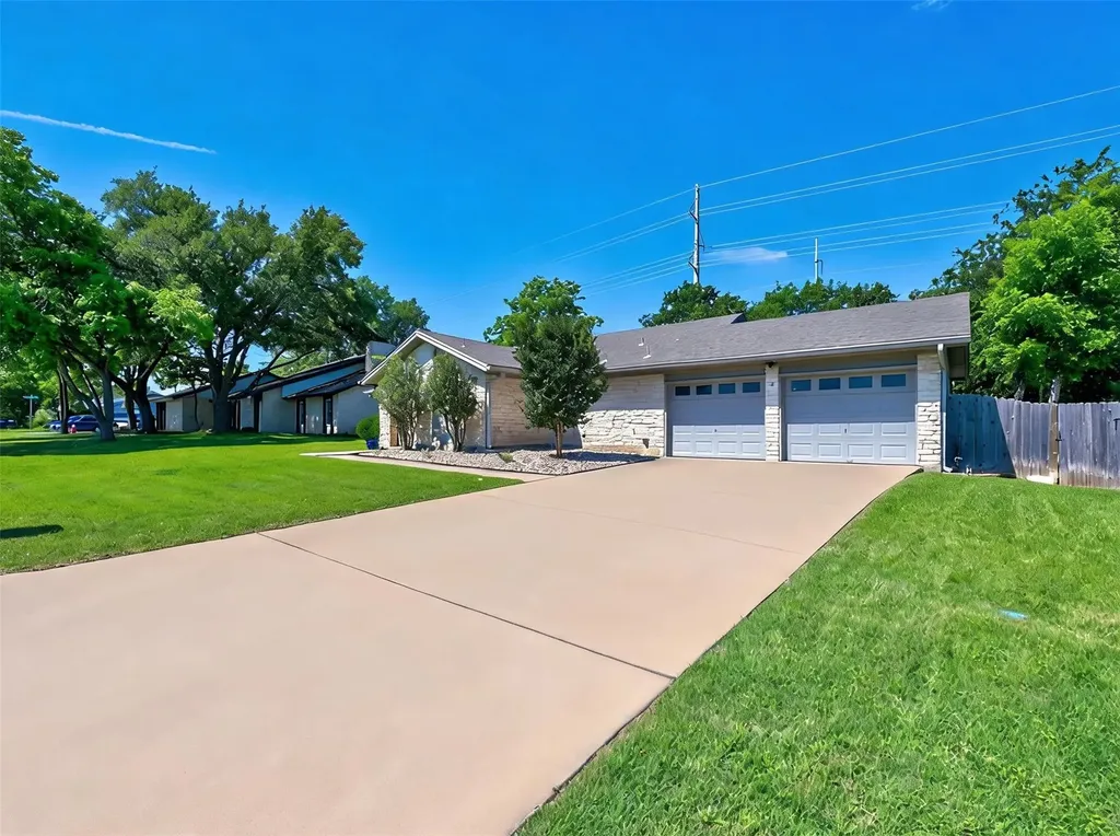 1002 Deep Wood Drive Round Rock TX 78681