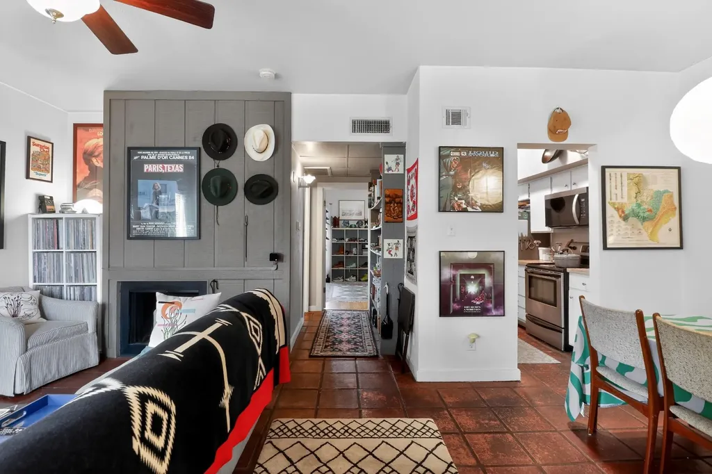 1509 39 1/2 Street Austin TX 78756