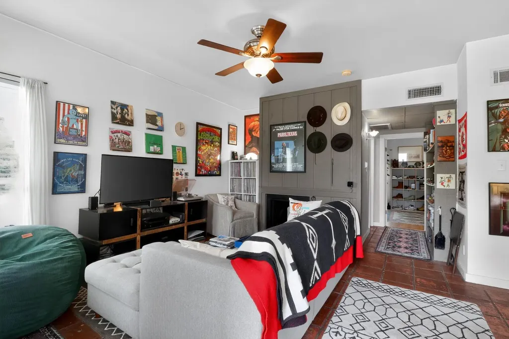 1509 39 1/2 Street Austin TX 78756