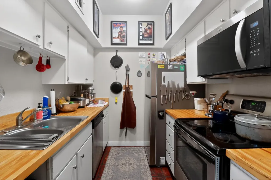 1509 39 1/2 Street Austin TX 78756