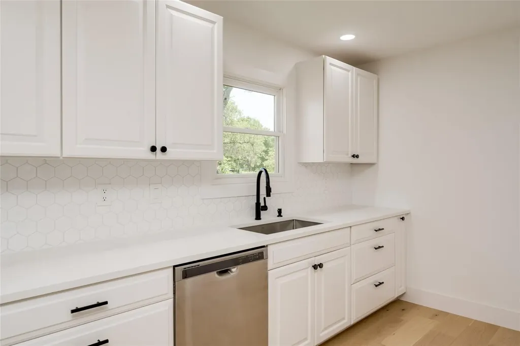 1928 Miles Avenue Austin TX 78745