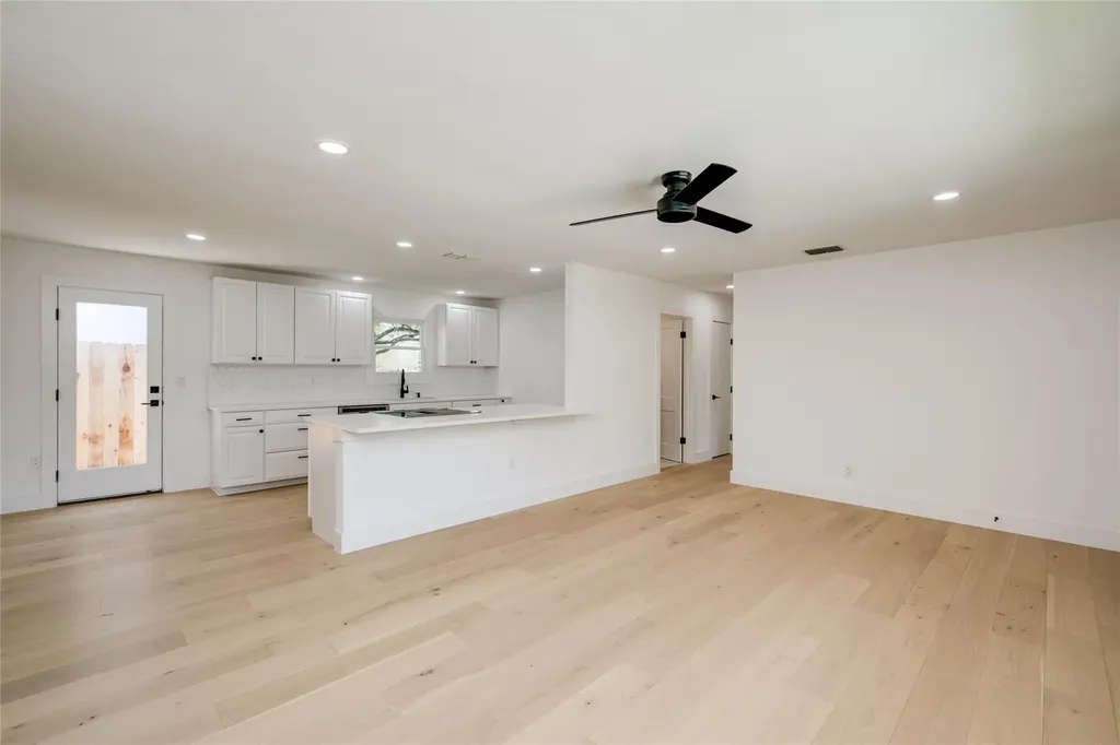 1928 Miles Avenue Austin TX 78745