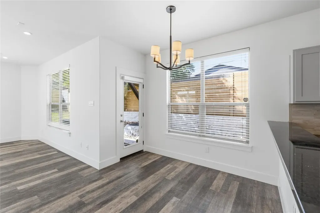 4124 Valley View Road Austin TX 78704