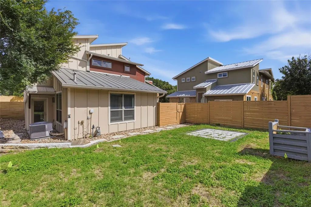 4124 Valley View Road Austin TX 78704