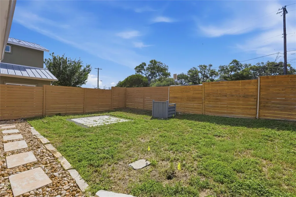4124 Valley View Road Austin TX 78704