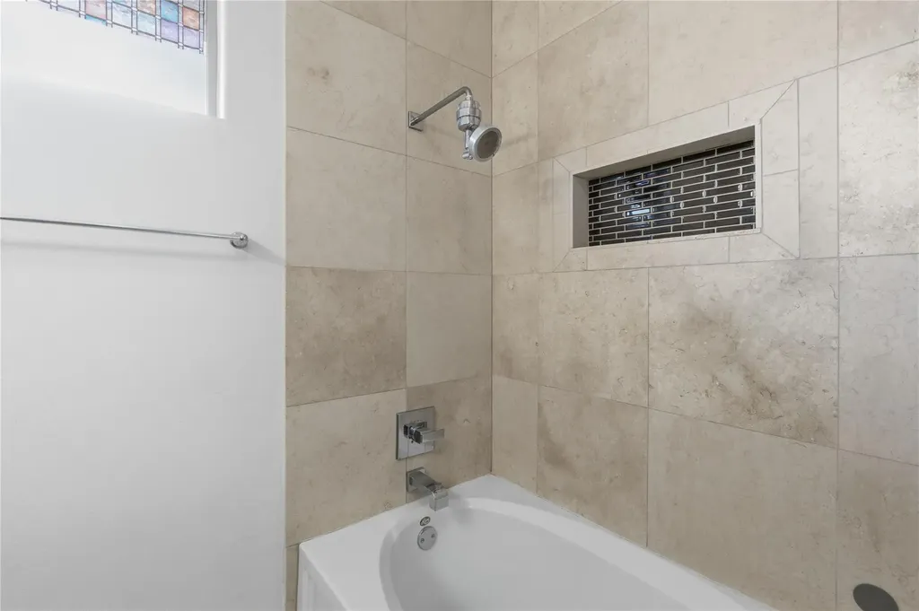 4124 Valley View Road Austin TX 78704