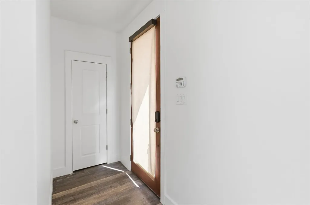 4124 Valley View Road Austin TX 78704