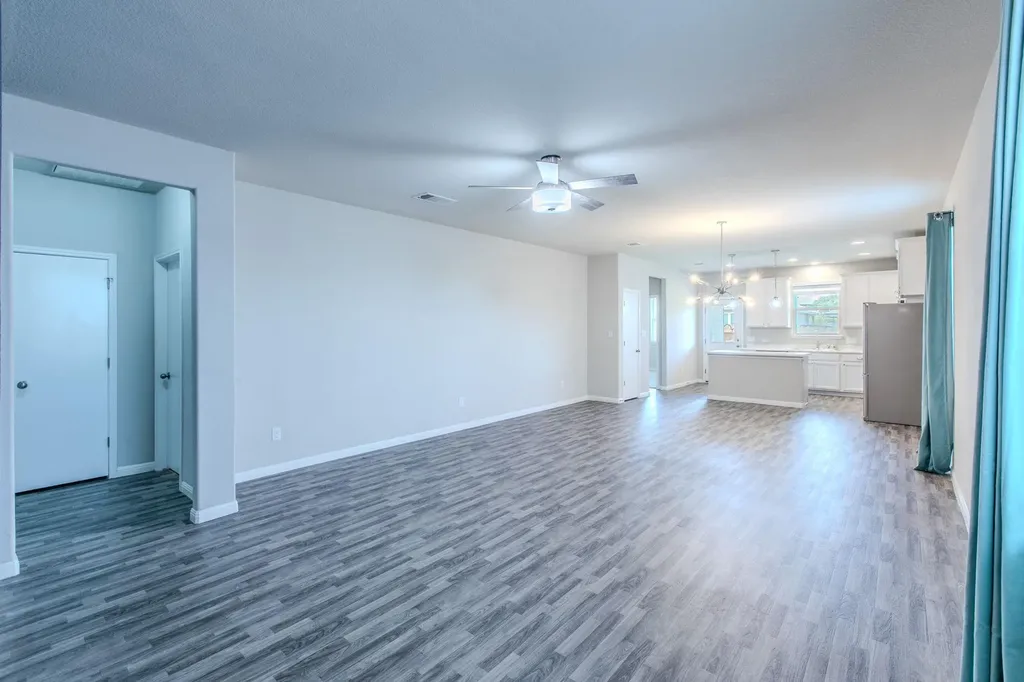 1209 Dawson Dune Cove Leander TX 78641