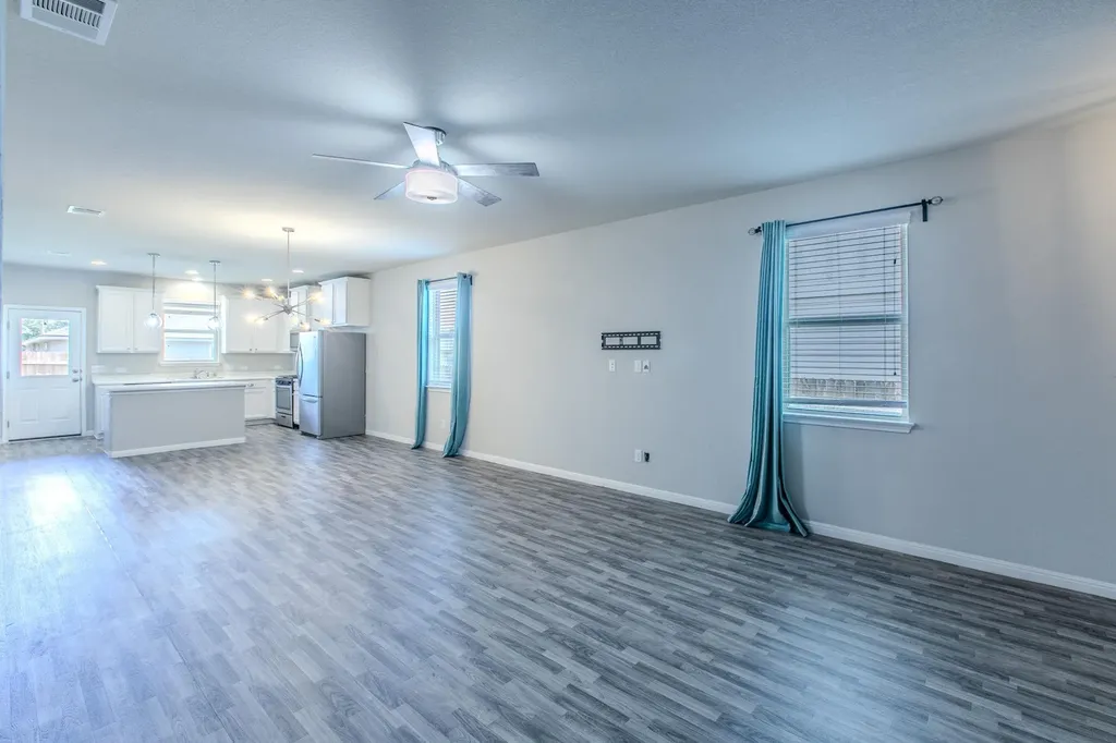 1209 Dawson Dune Cove Leander TX 78641