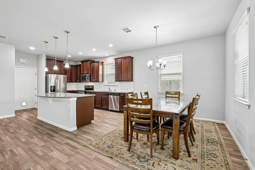 387 Guemal Road Buda TX 78610