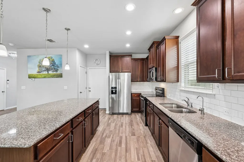 387 Guemal Road Buda TX 78610