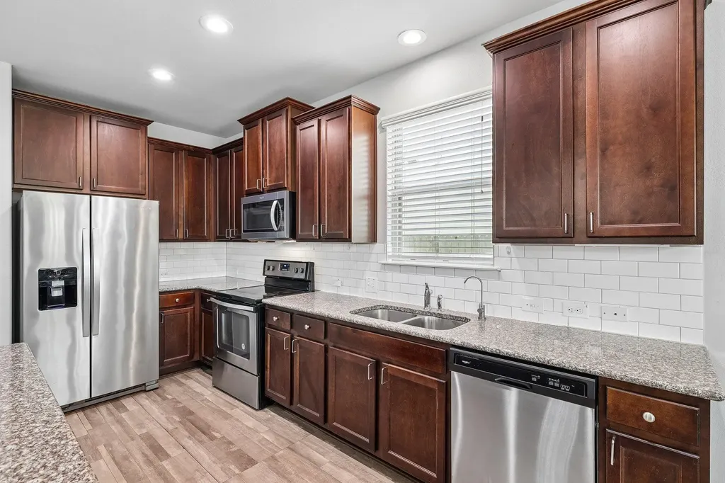 387 Guemal Road Buda TX 78610