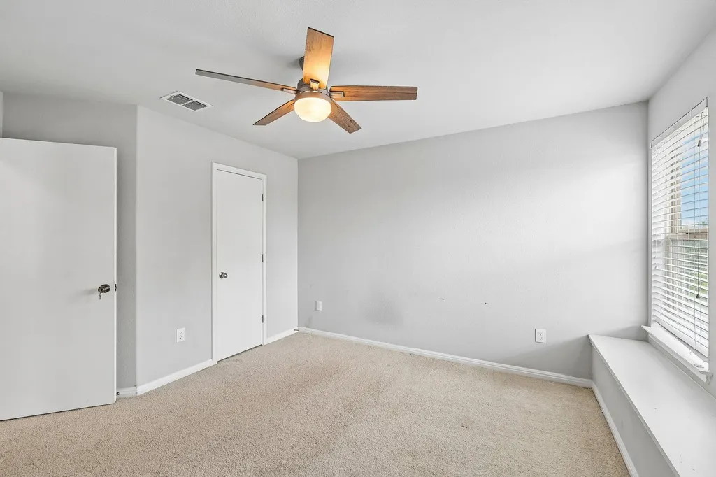 387 Guemal Road Buda TX 78610