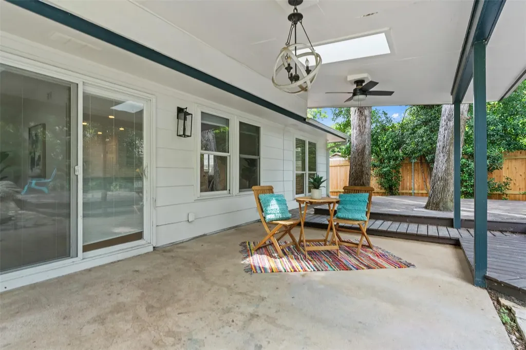 12404 Burlywood Trail Austin TX 78750