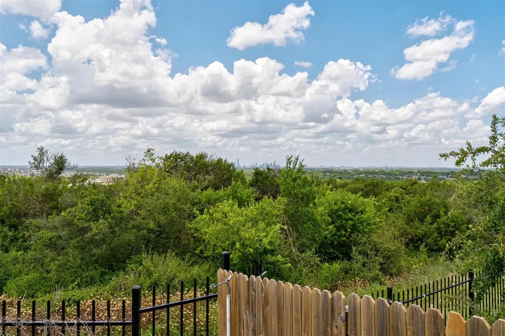 7713 Saddle Up Drive Austin TX 78724
