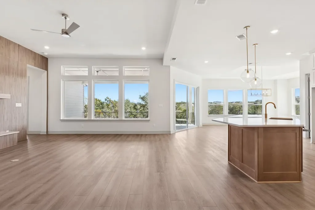 318 Silver Sage Court Dripping Springs TX 78620