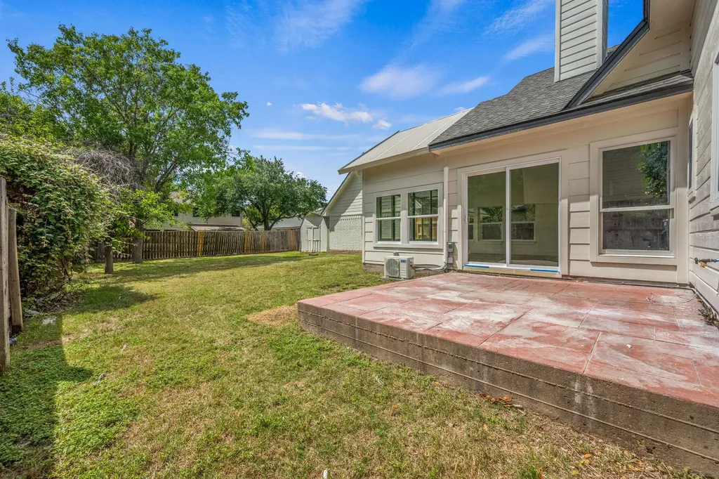 1102 Twin Creek Drive Pflugerville TX 78660