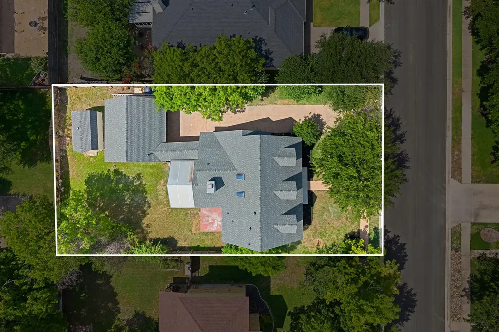 1102 Twin Creek Drive Pflugerville TX 78660