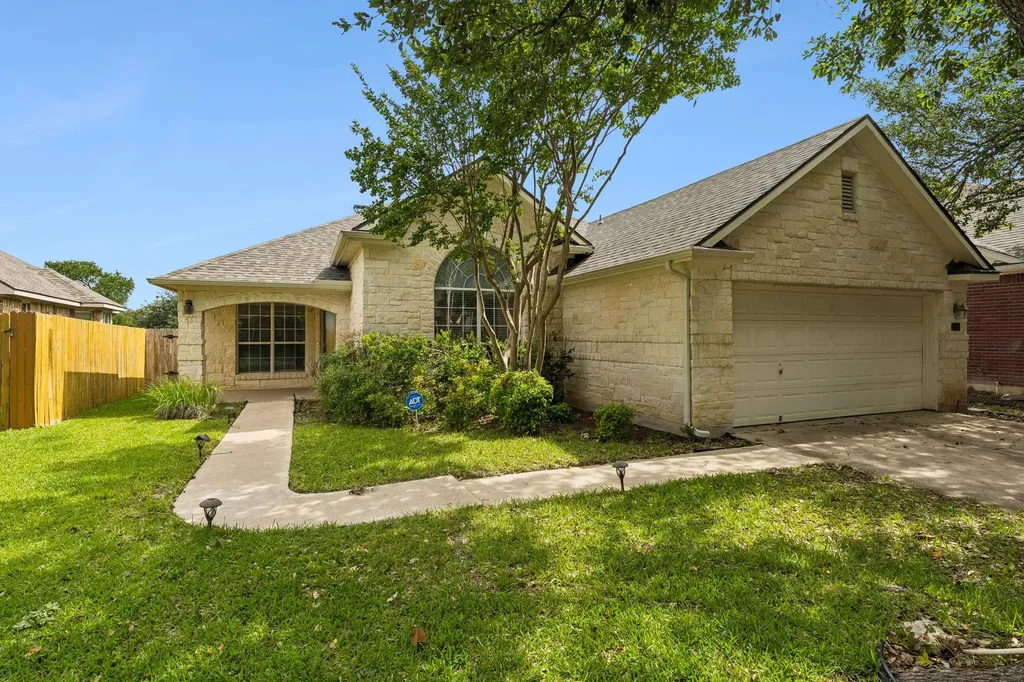 7206 W Magic Mountain Lane Round Rock TX 78681